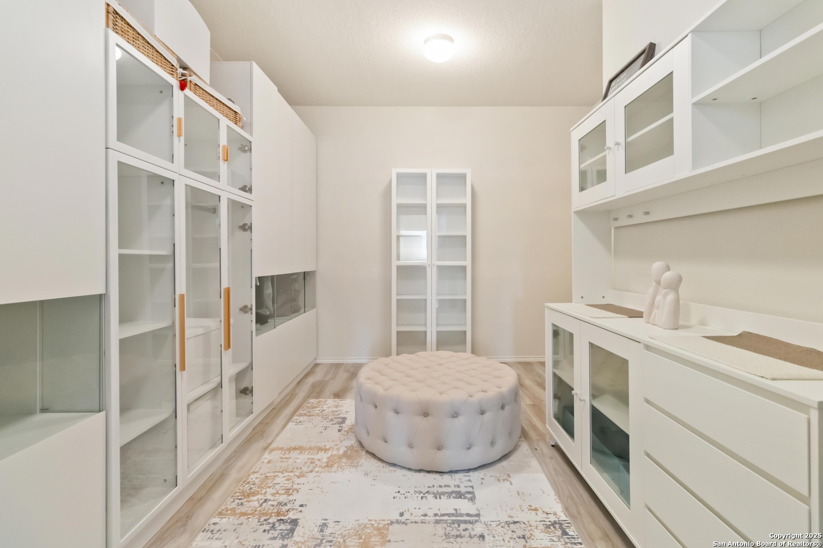 2275 Oak Run