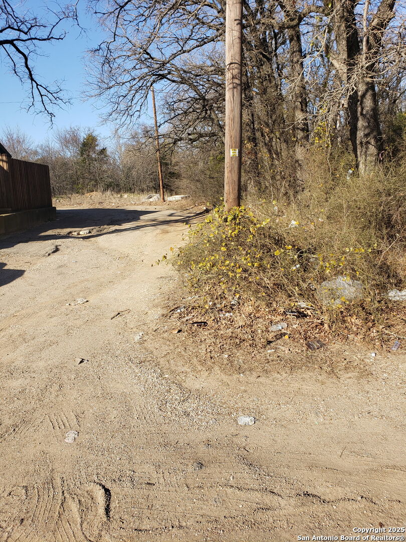 11929 Brookvalley