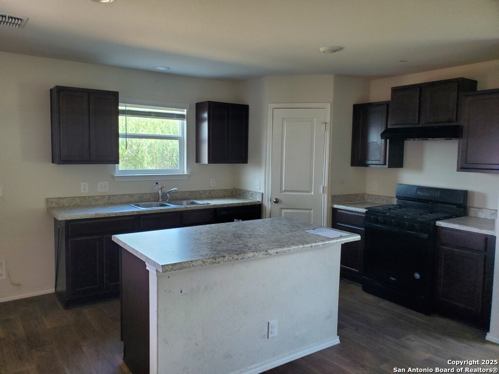 3515 Salado Brook