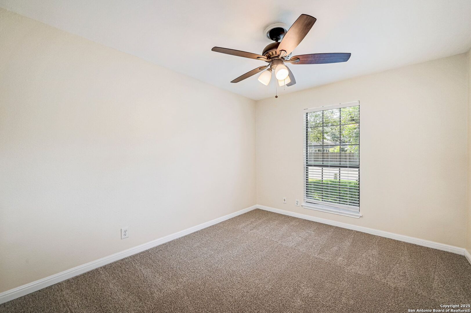 7535 UTSA Dr