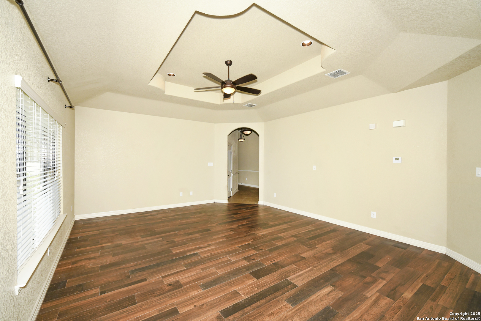 13709 Trailside Ln
