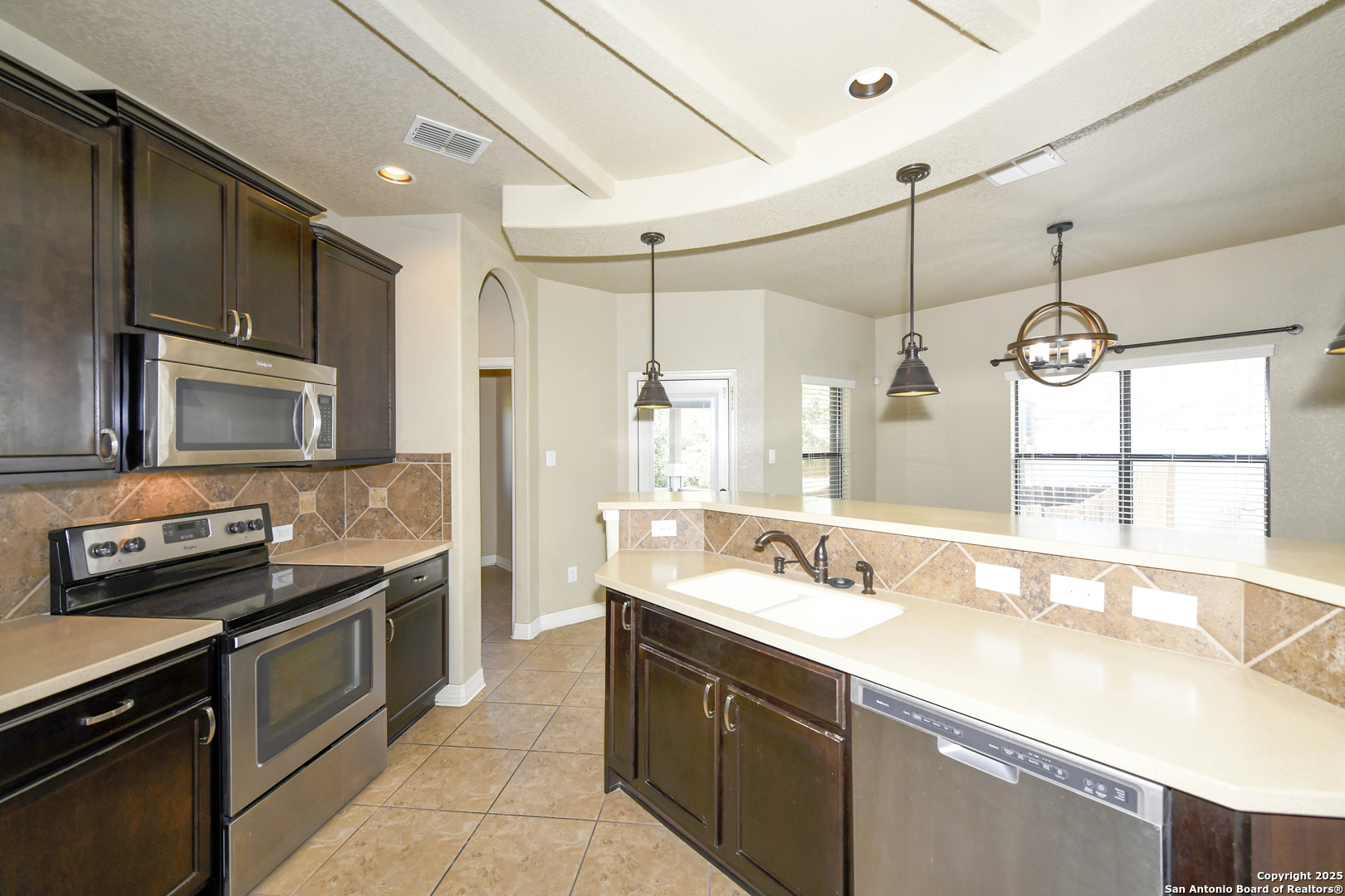 13709 Trailside Ln