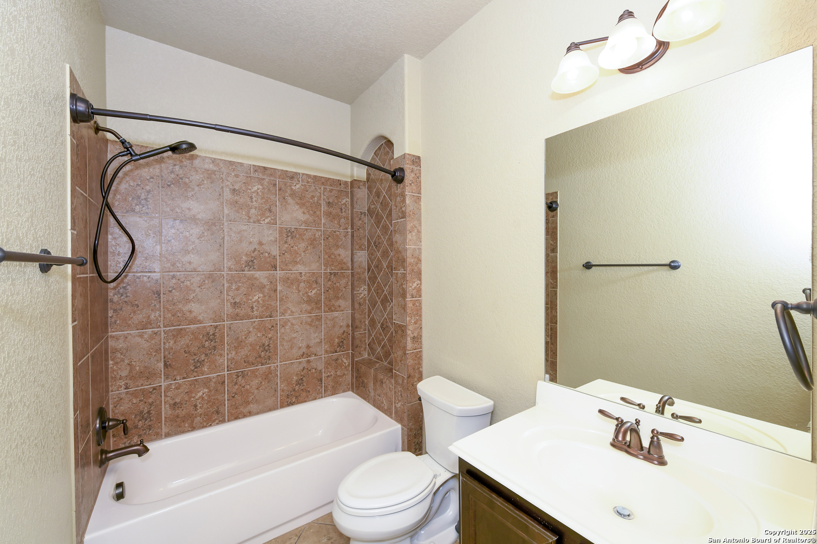 13709 Trailside Ln