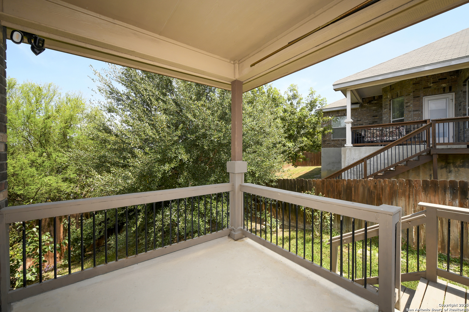 13709 Trailside Ln