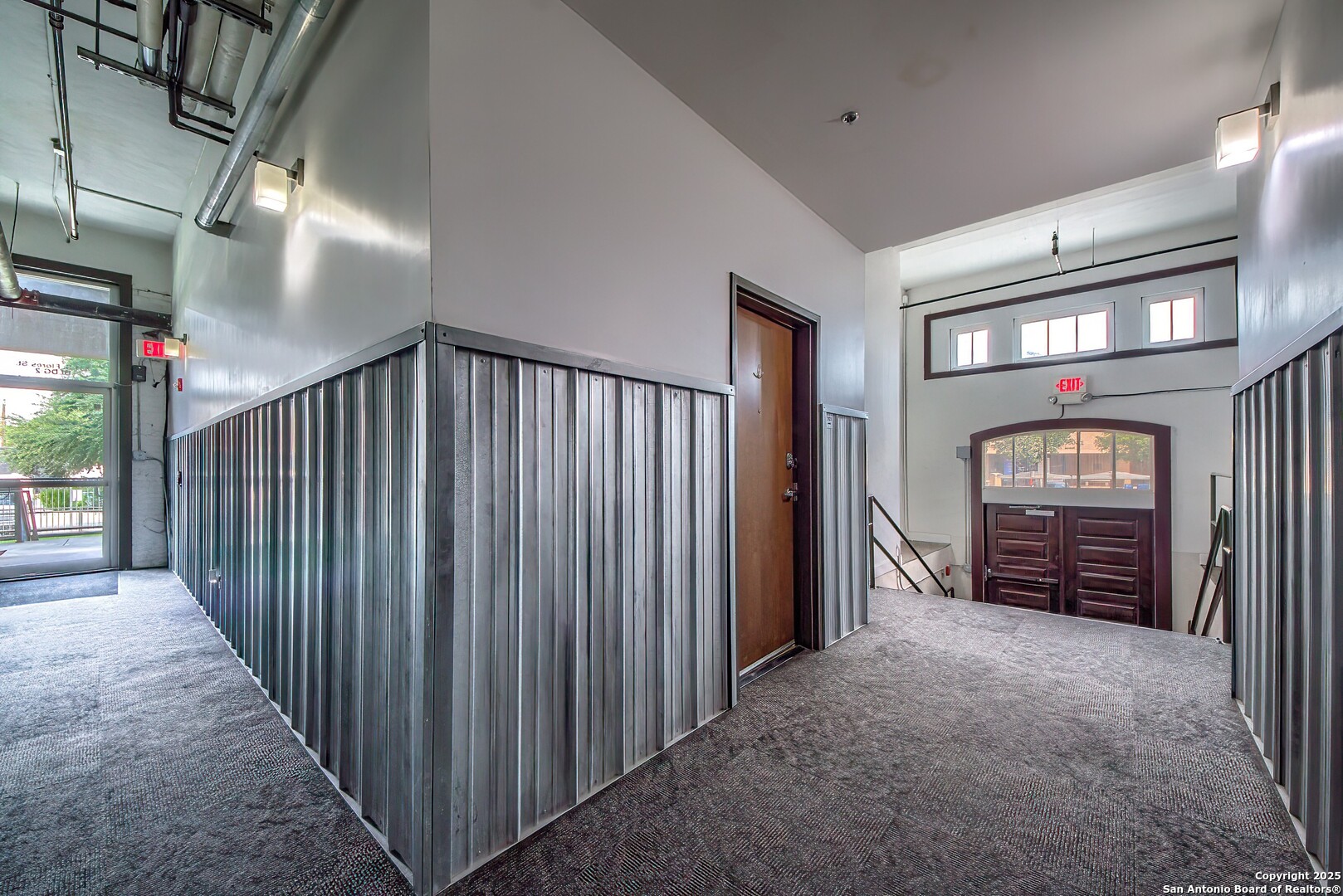 831 S FLORES ST Unit: 2101