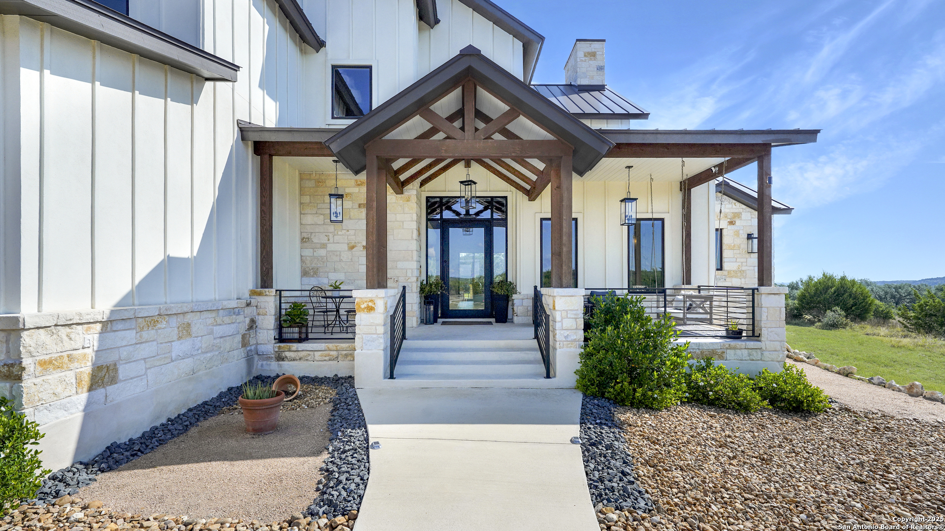 2116 Senora Ridge