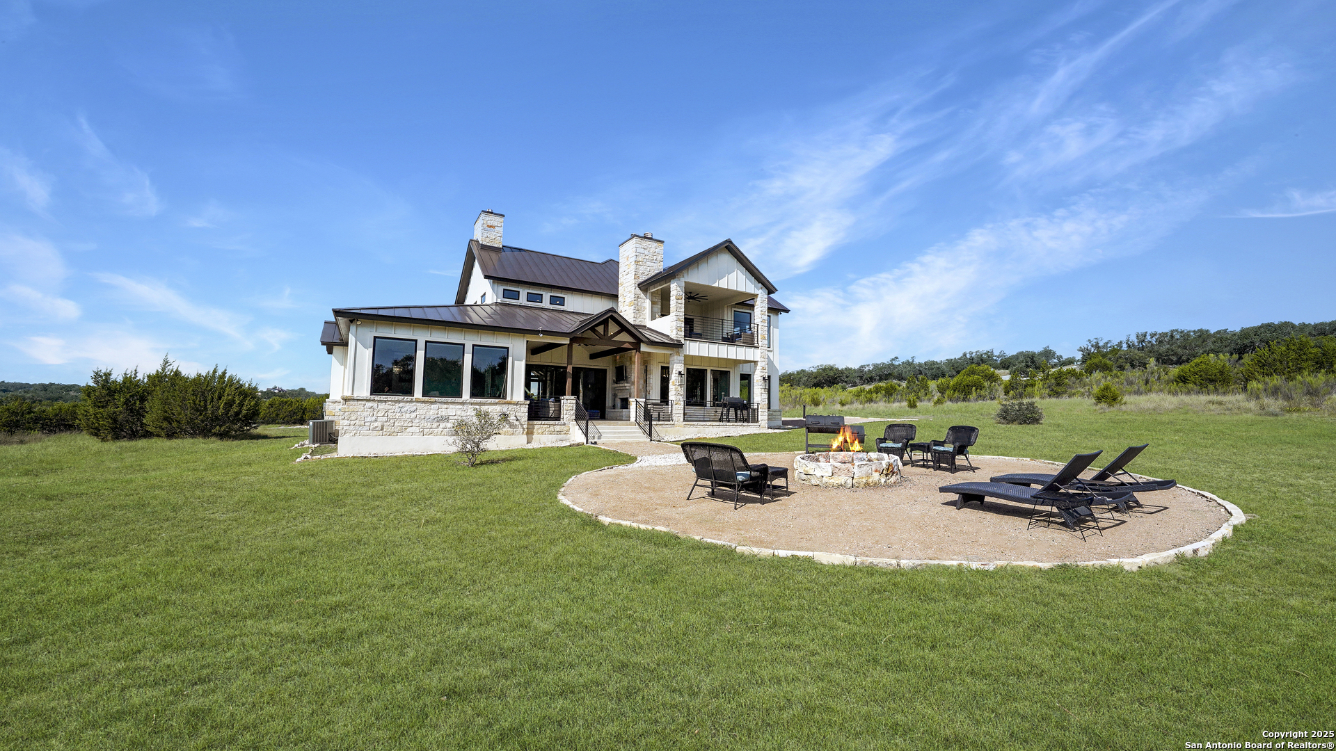 2116 Senora Ridge