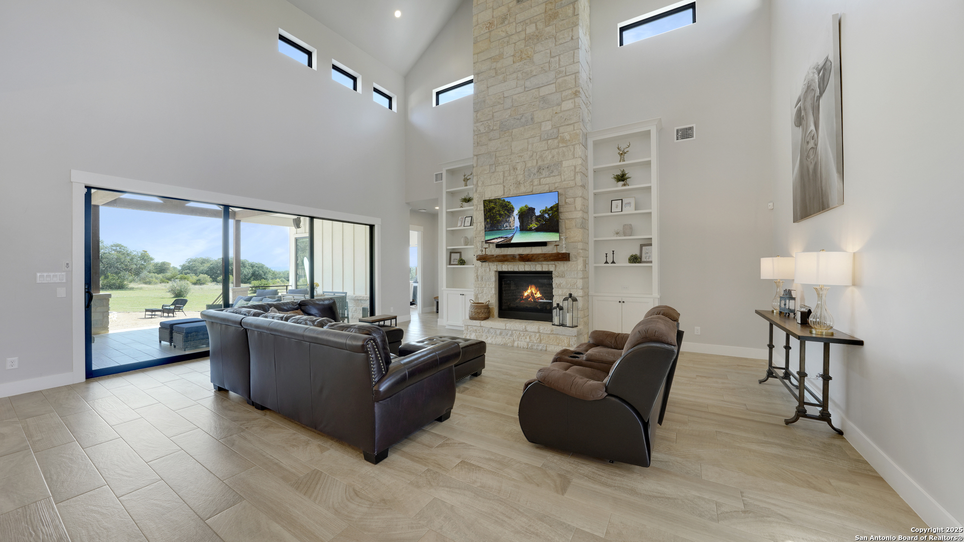 2116 Senora Ridge