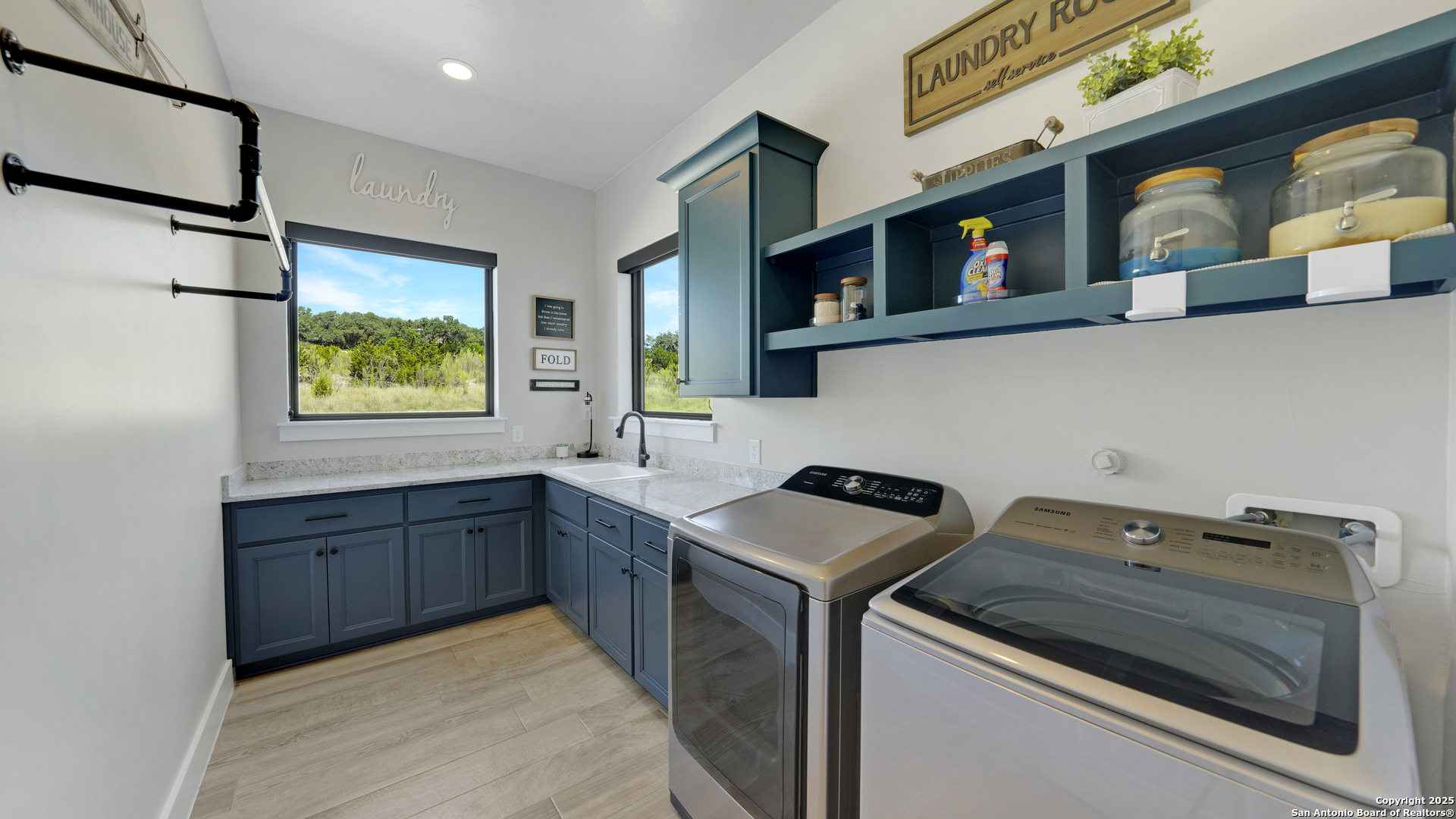 2116 Senora Ridge