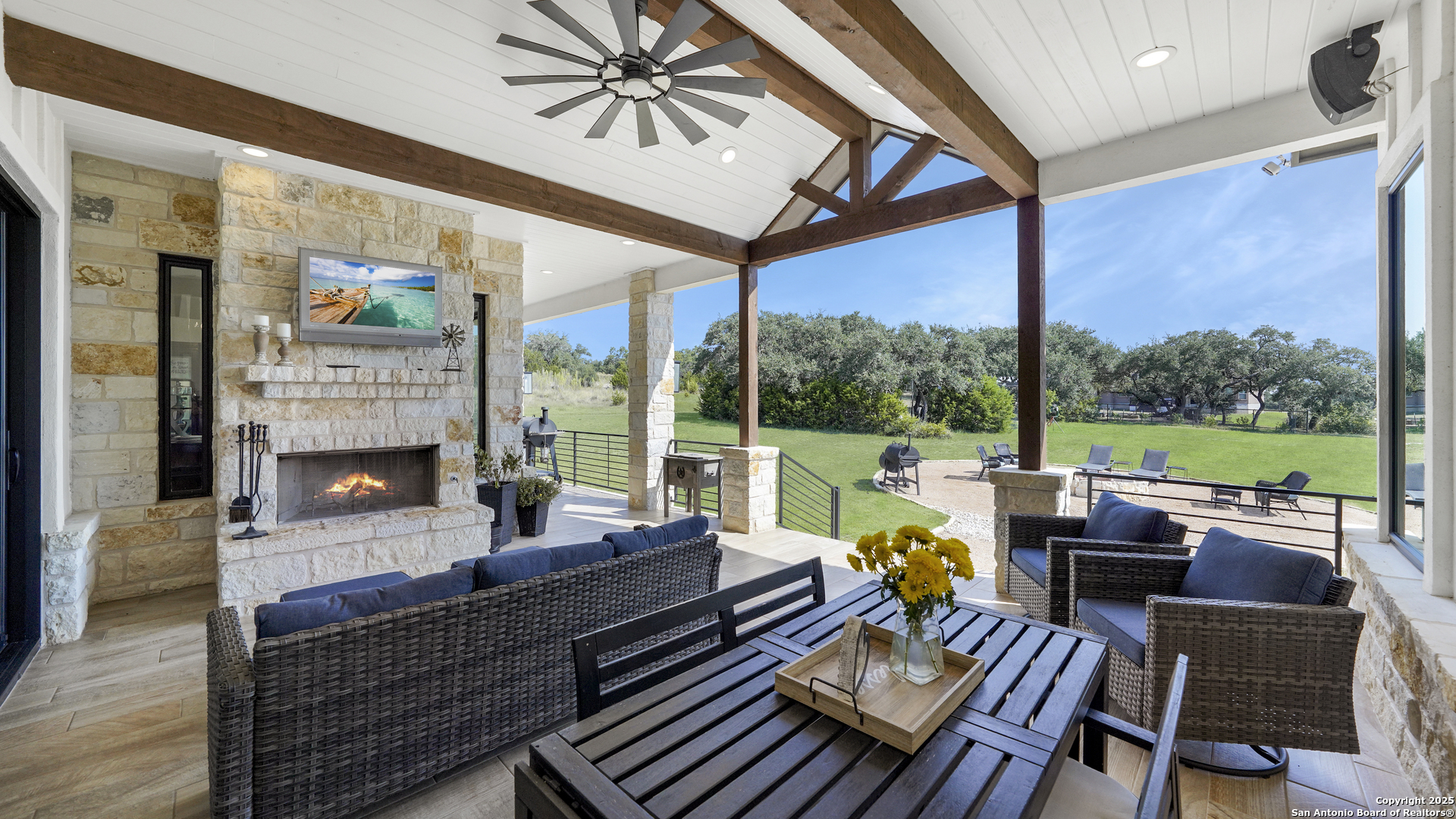 2116 Senora Ridge
