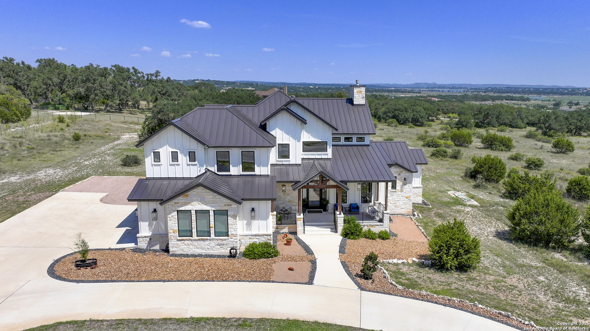 2116 Senora Ridge