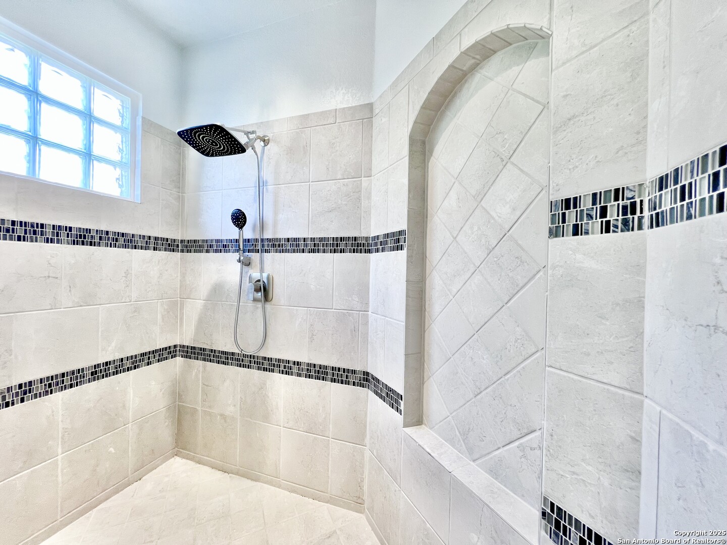 15110 Westface