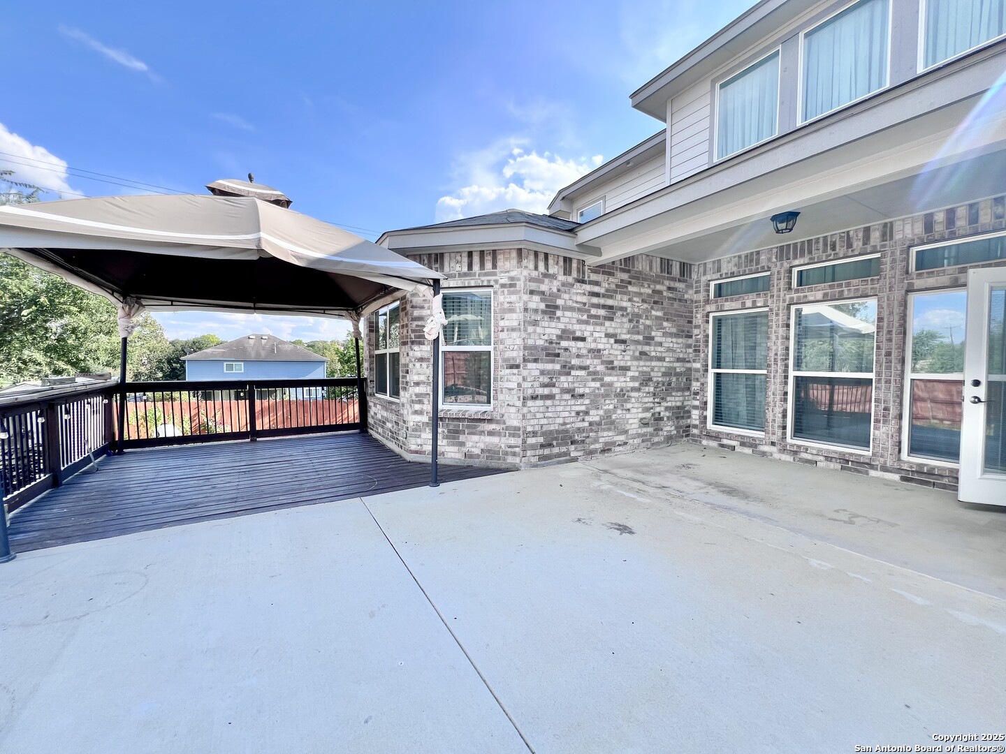 15110 Westface
