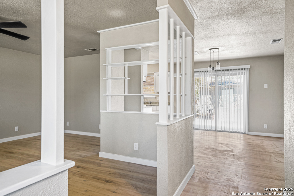 111 Lake Valley