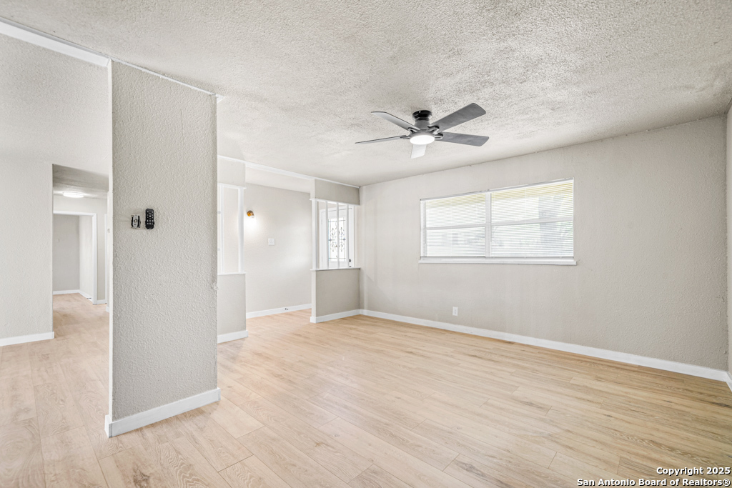111 Lake Valley