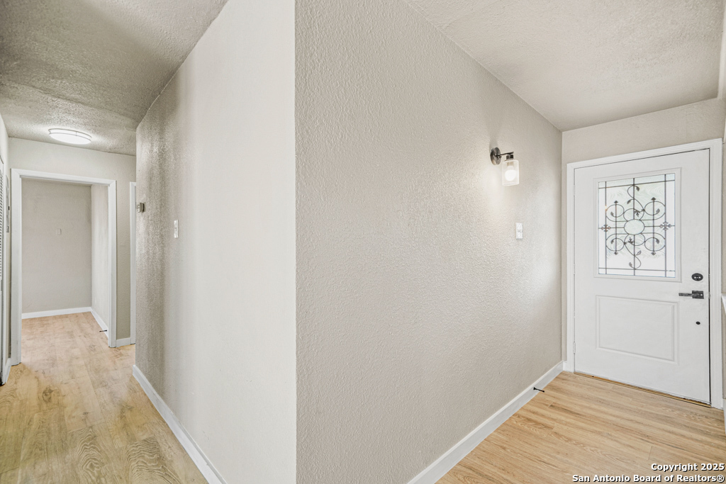 111 Lake Valley