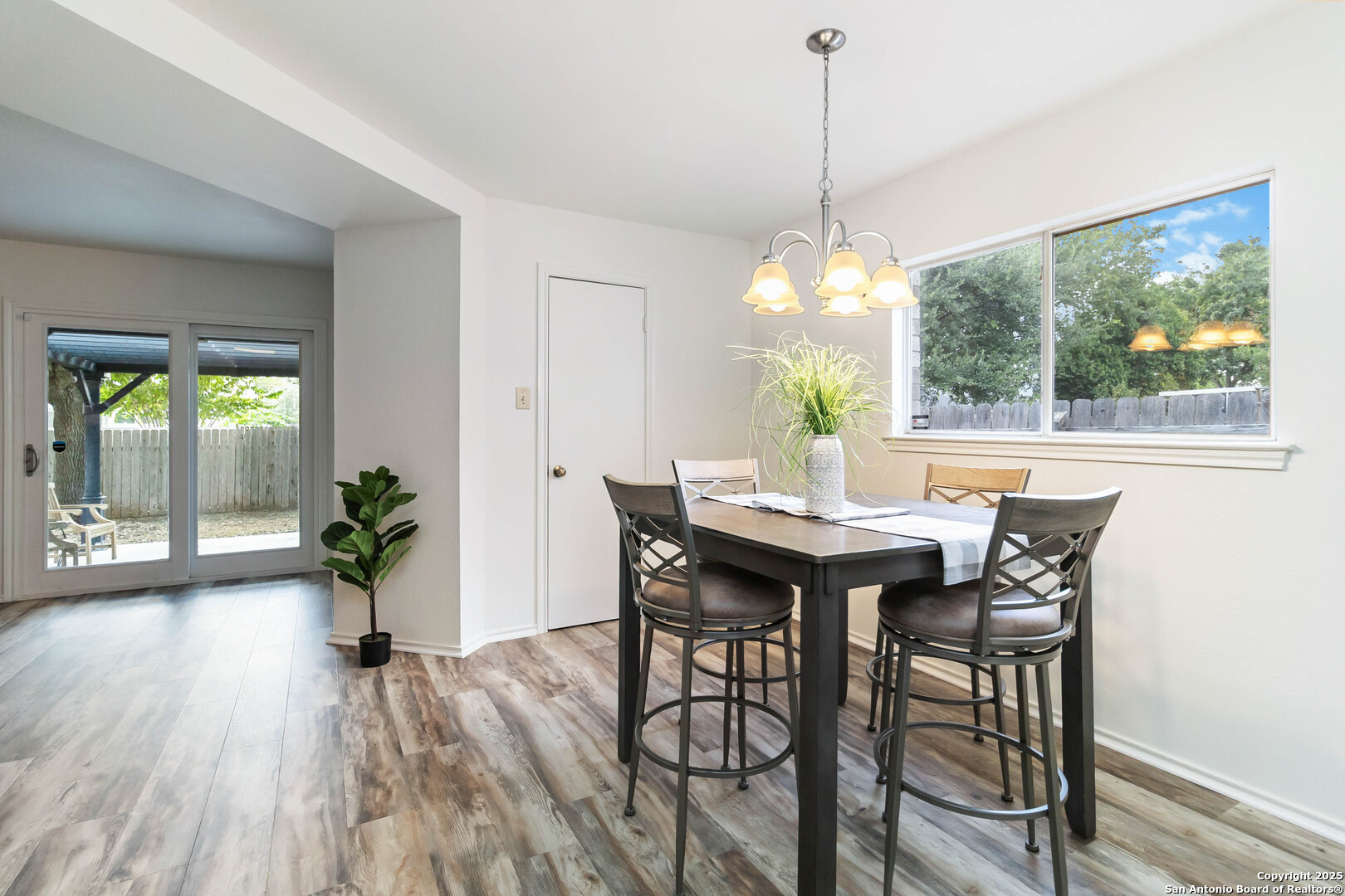 13115 Regency Bend