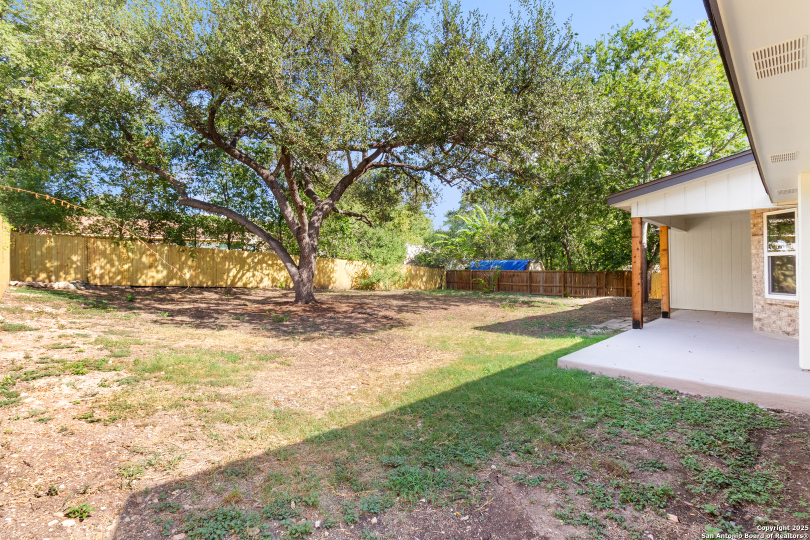1124 Fox Run Circle