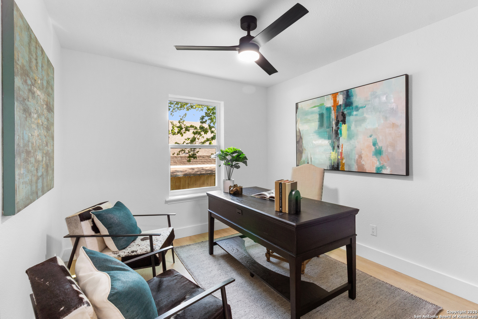1124 Fox Run Circle