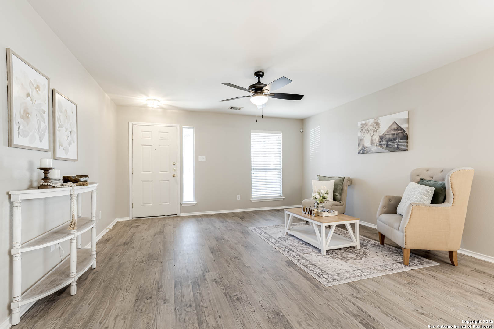 8903 Meadow Springs