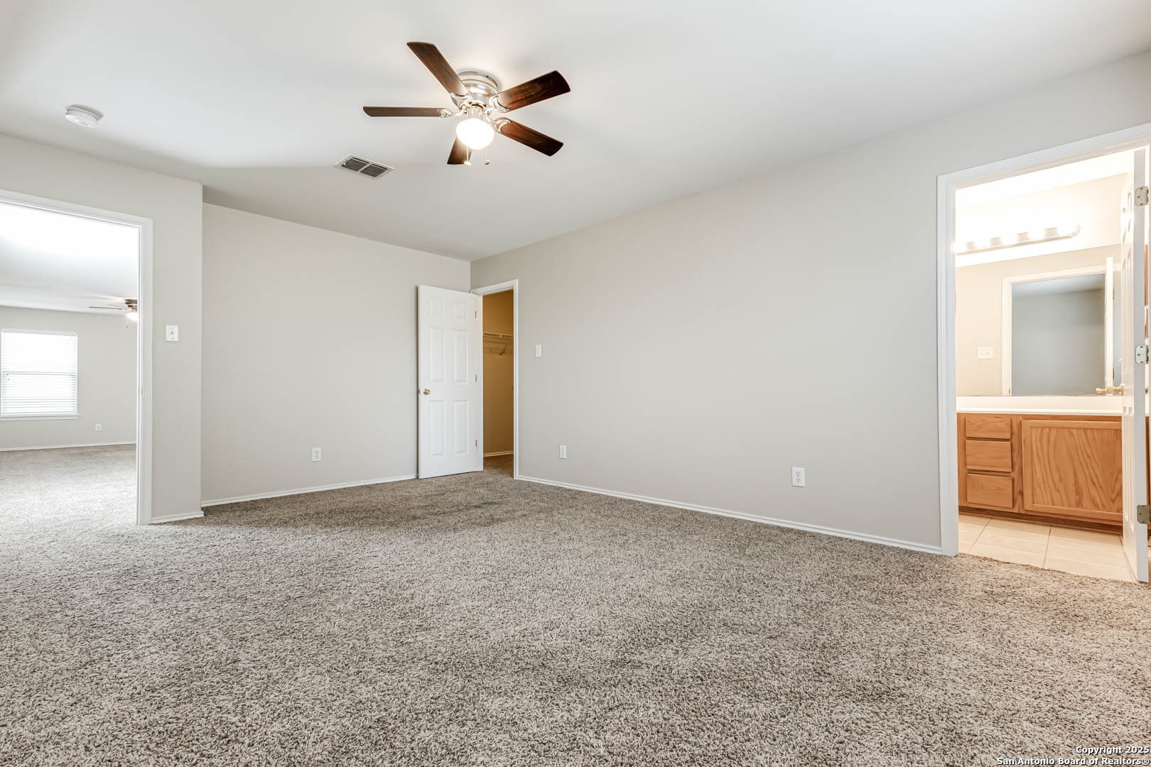 8903 Meadow Springs