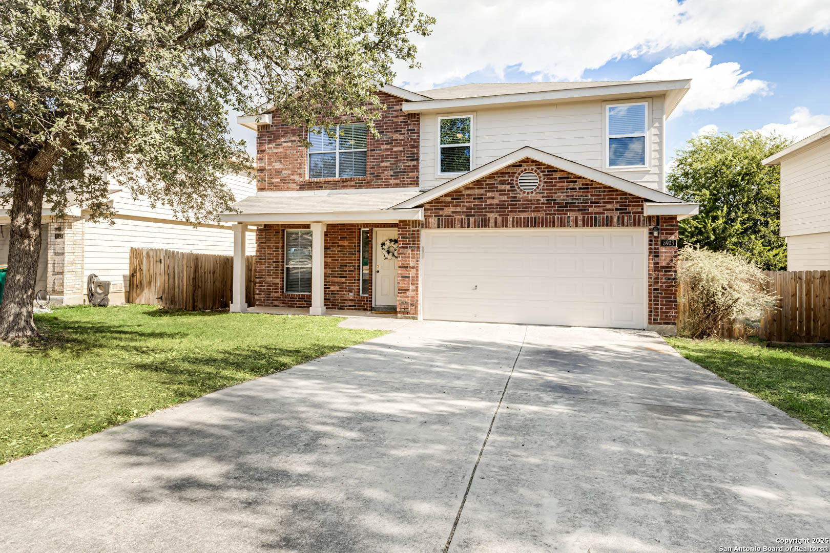 8903 Meadow Springs