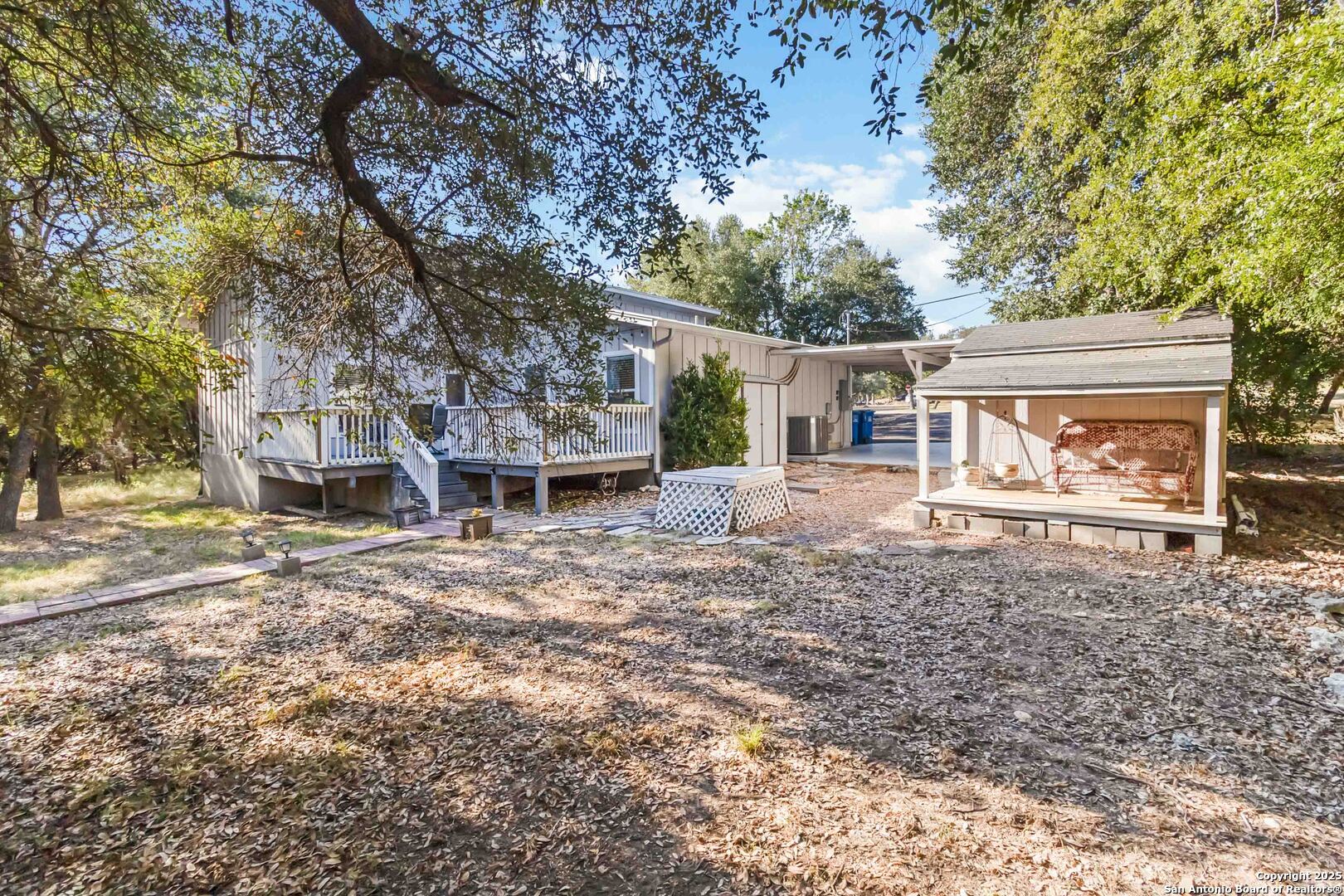 3091 Lakeview