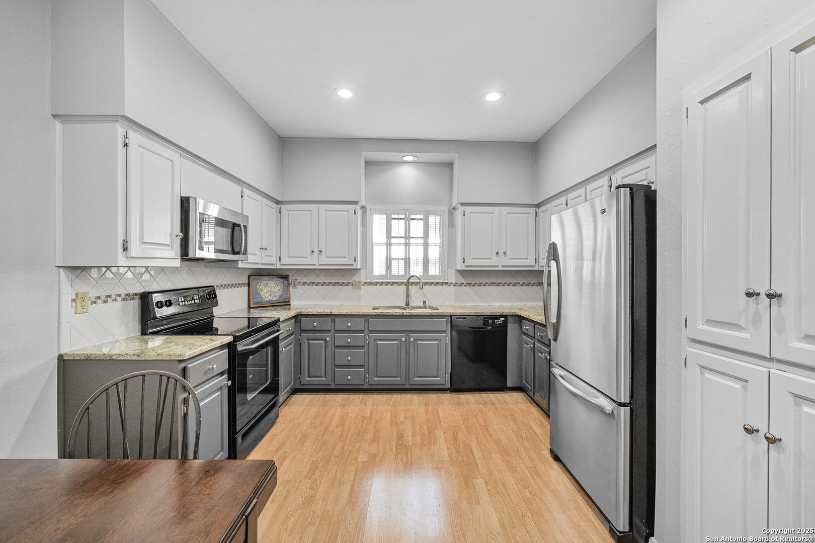 100 W El Prado Unit: 216