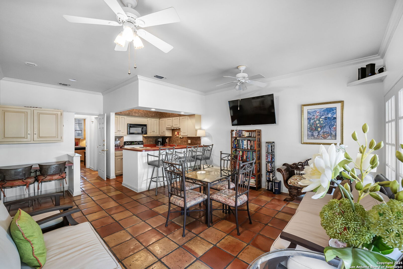 100 W El Prado Unit: 216
