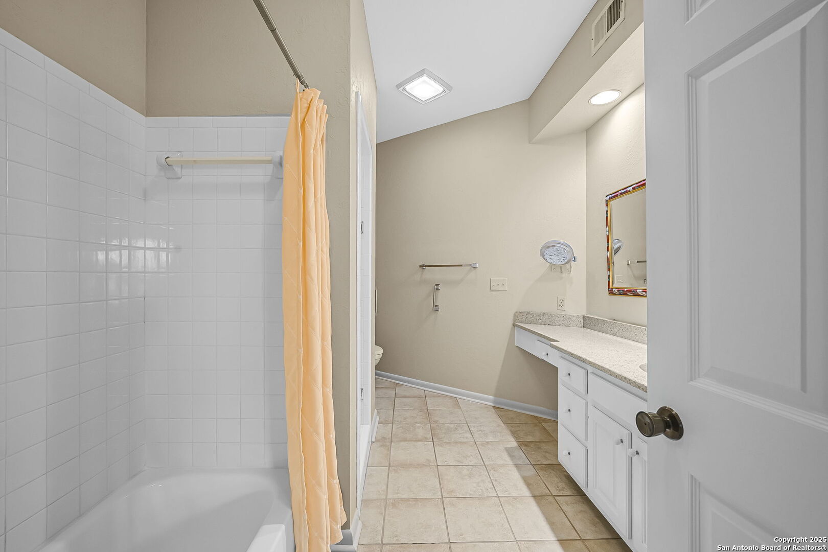 100 W El Prado Unit: 216