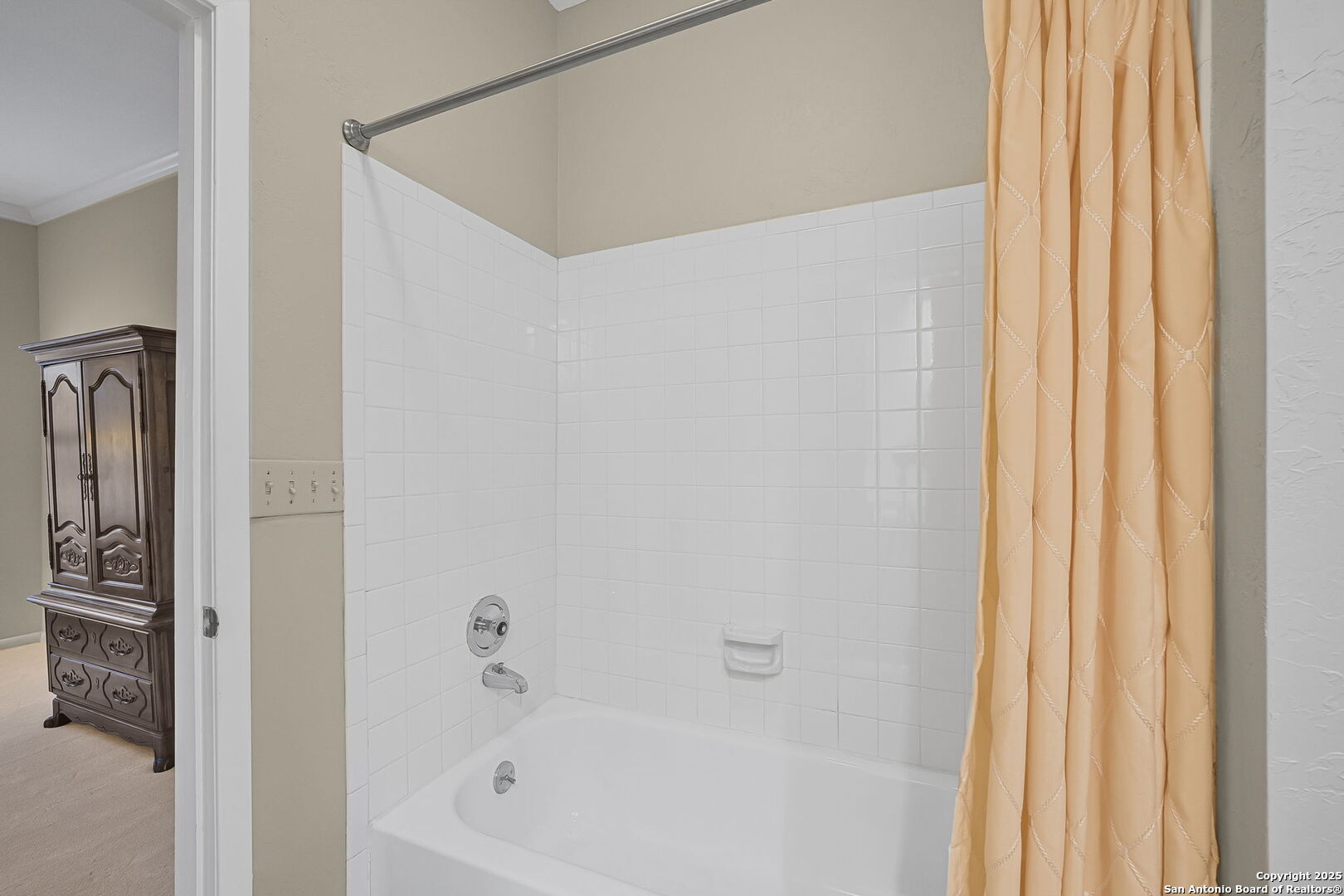 100 W El Prado Unit: 216