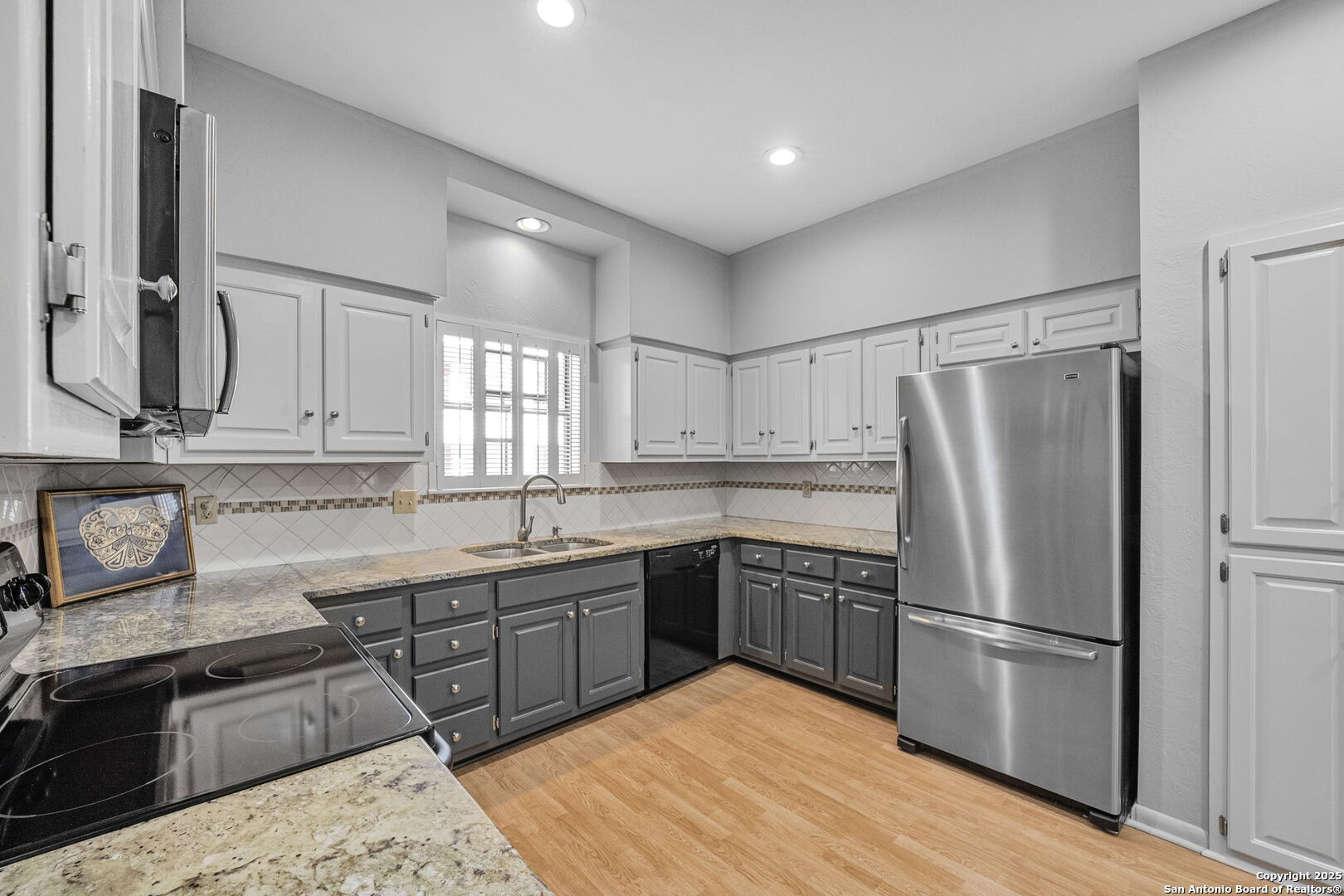 100 W El Prado Unit: 216