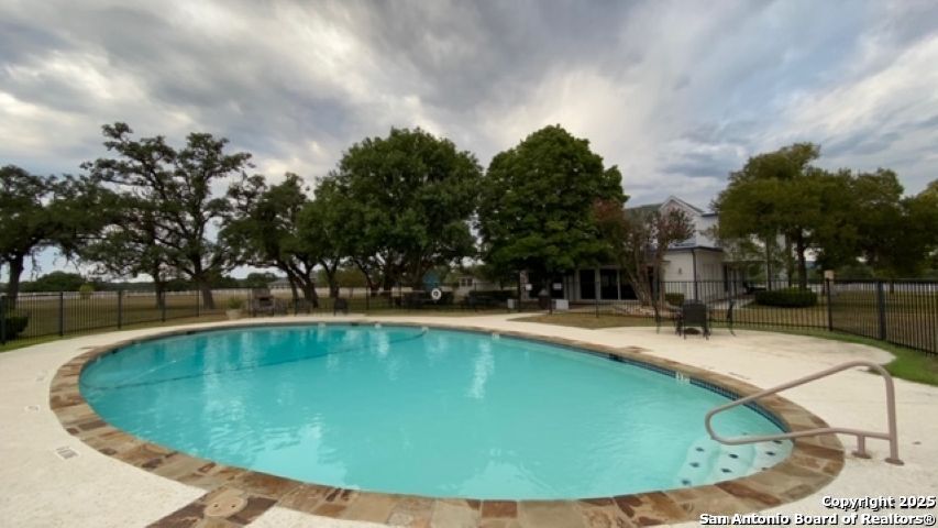 2727 Palomino Springs