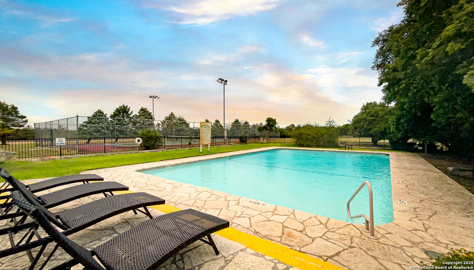 2727 Palomino Springs