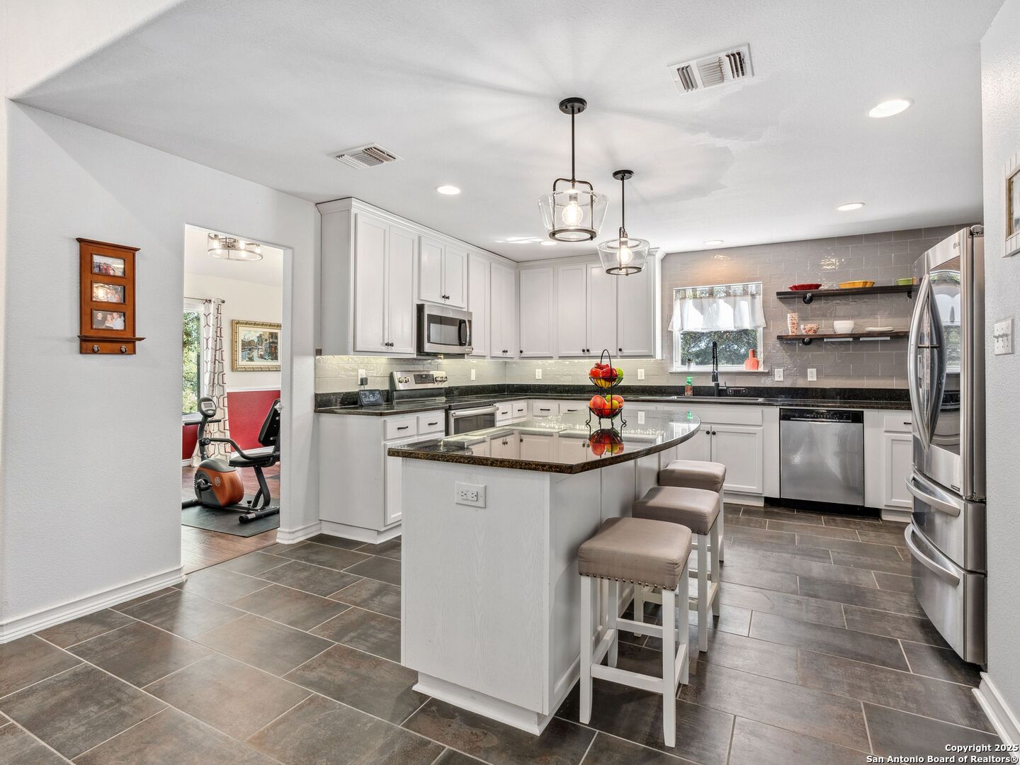 26817 Hogan Dr