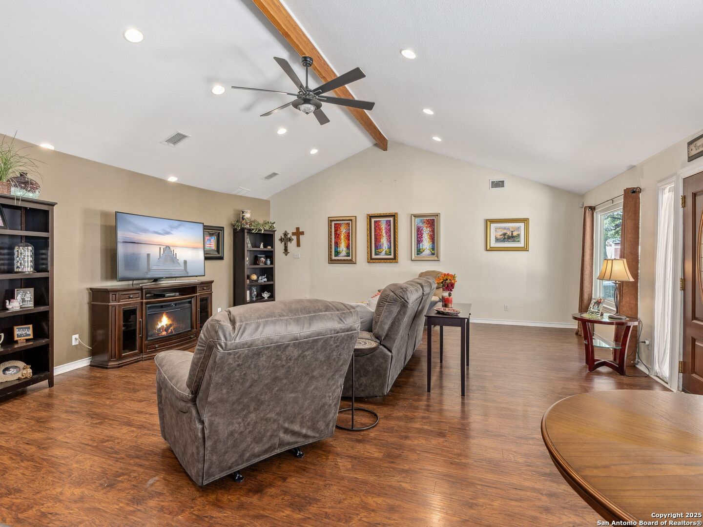 26817 Hogan Dr