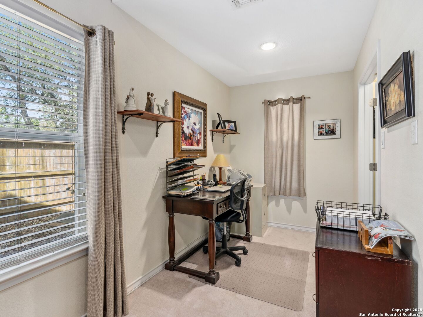 26817 Hogan Dr
