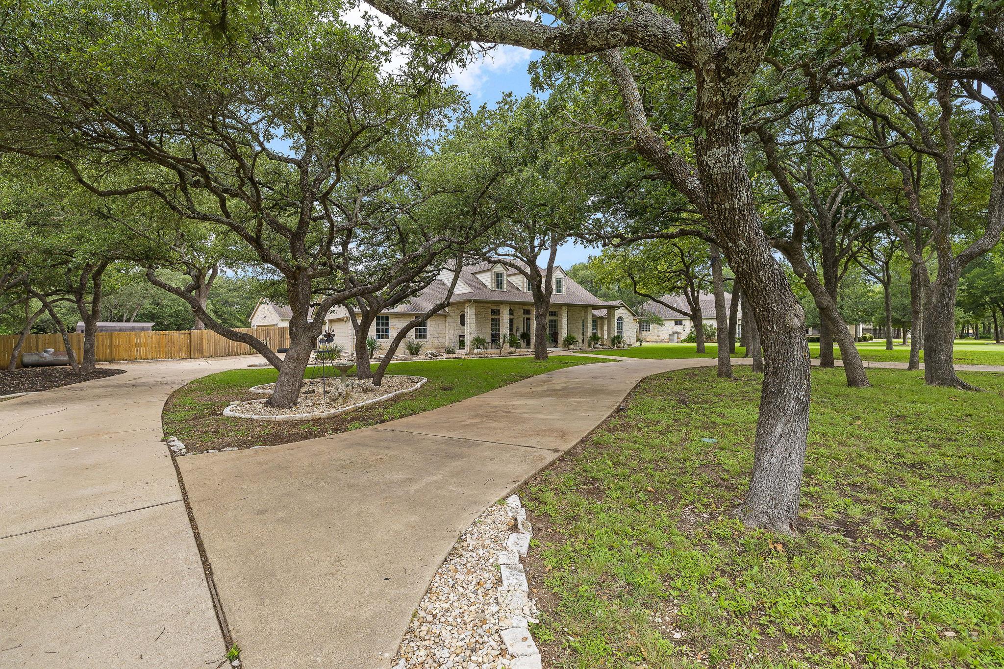 214 Park Place DR