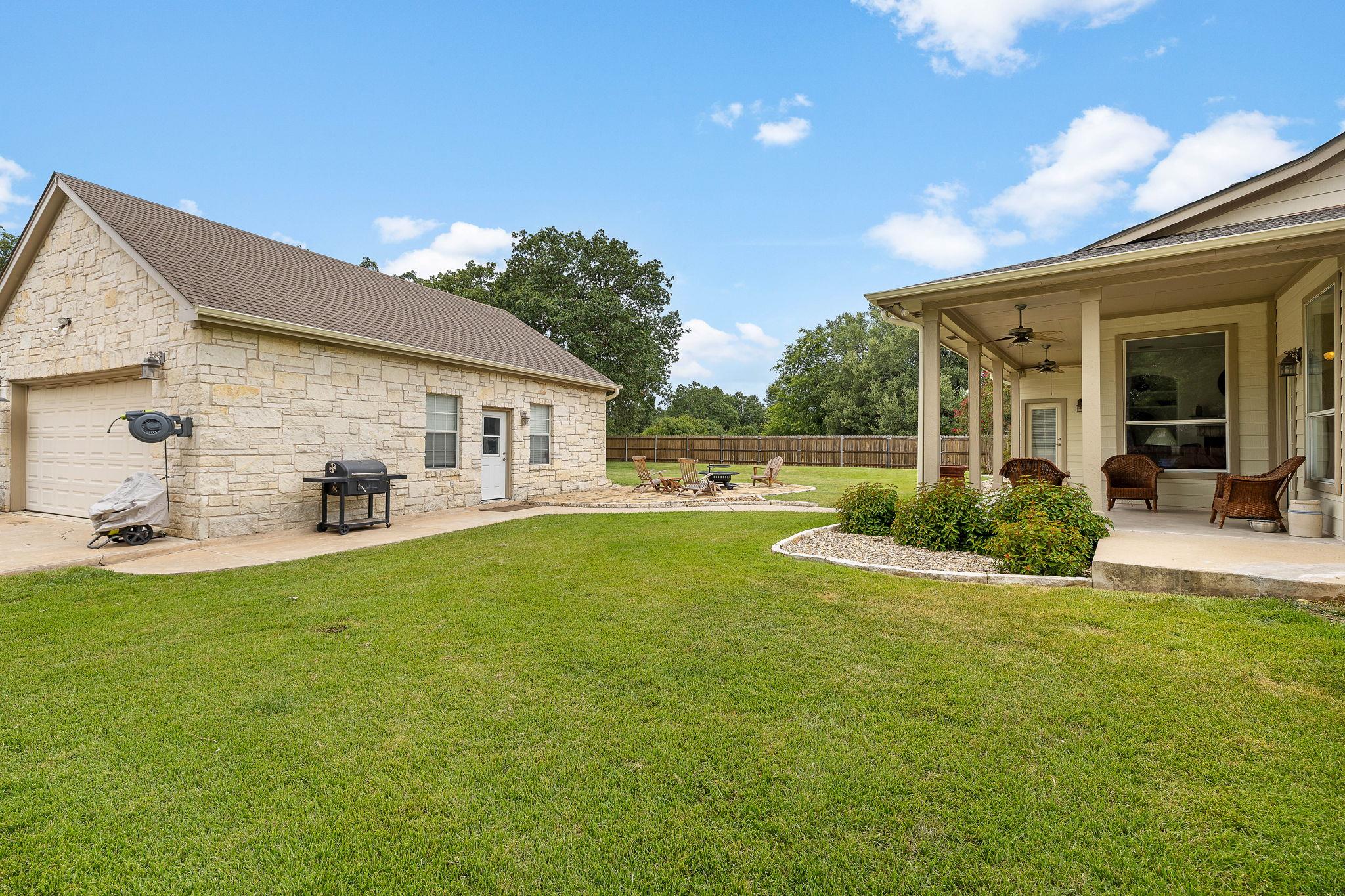 214 Park Place DR