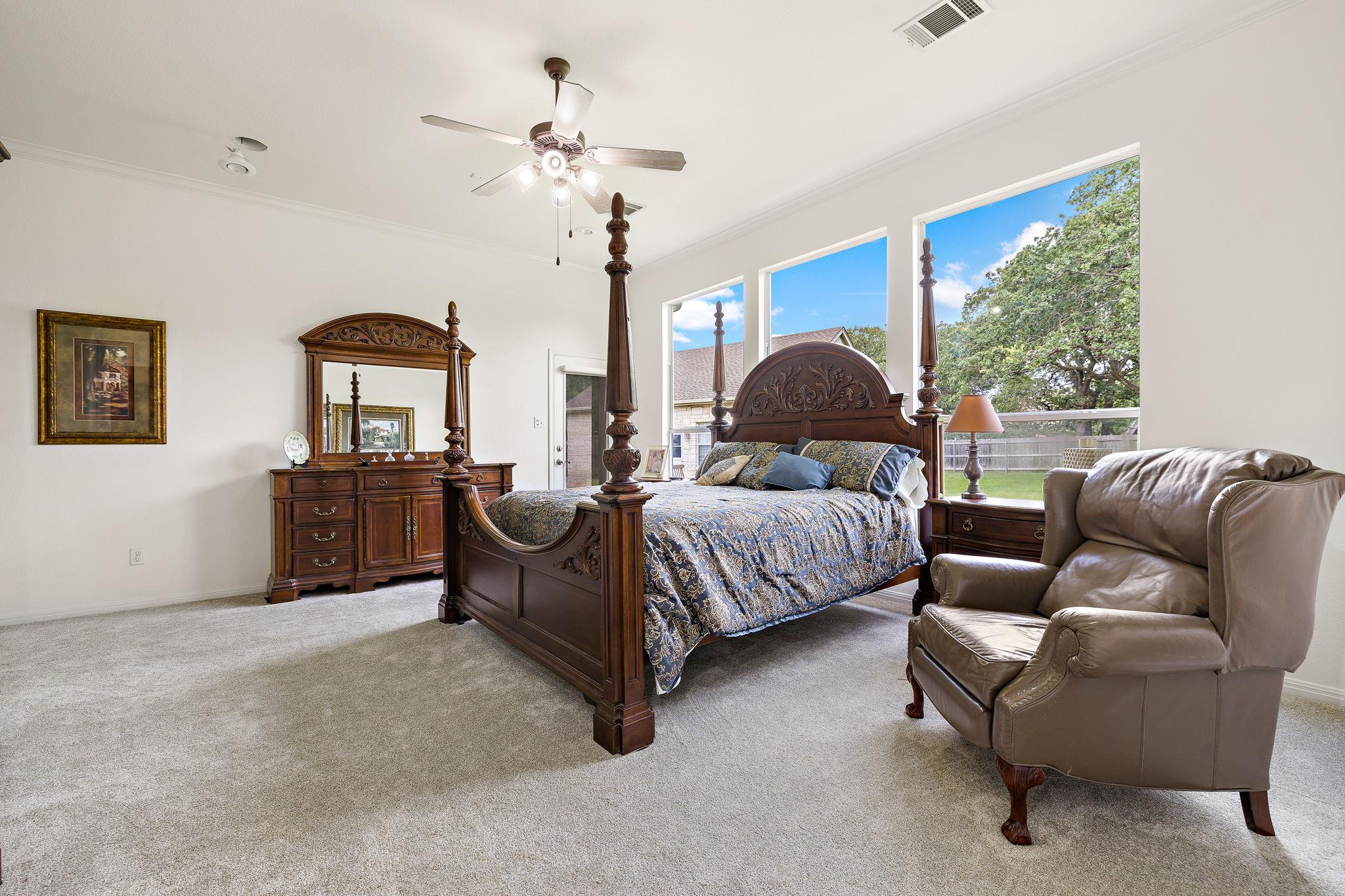 214 Park Place DR