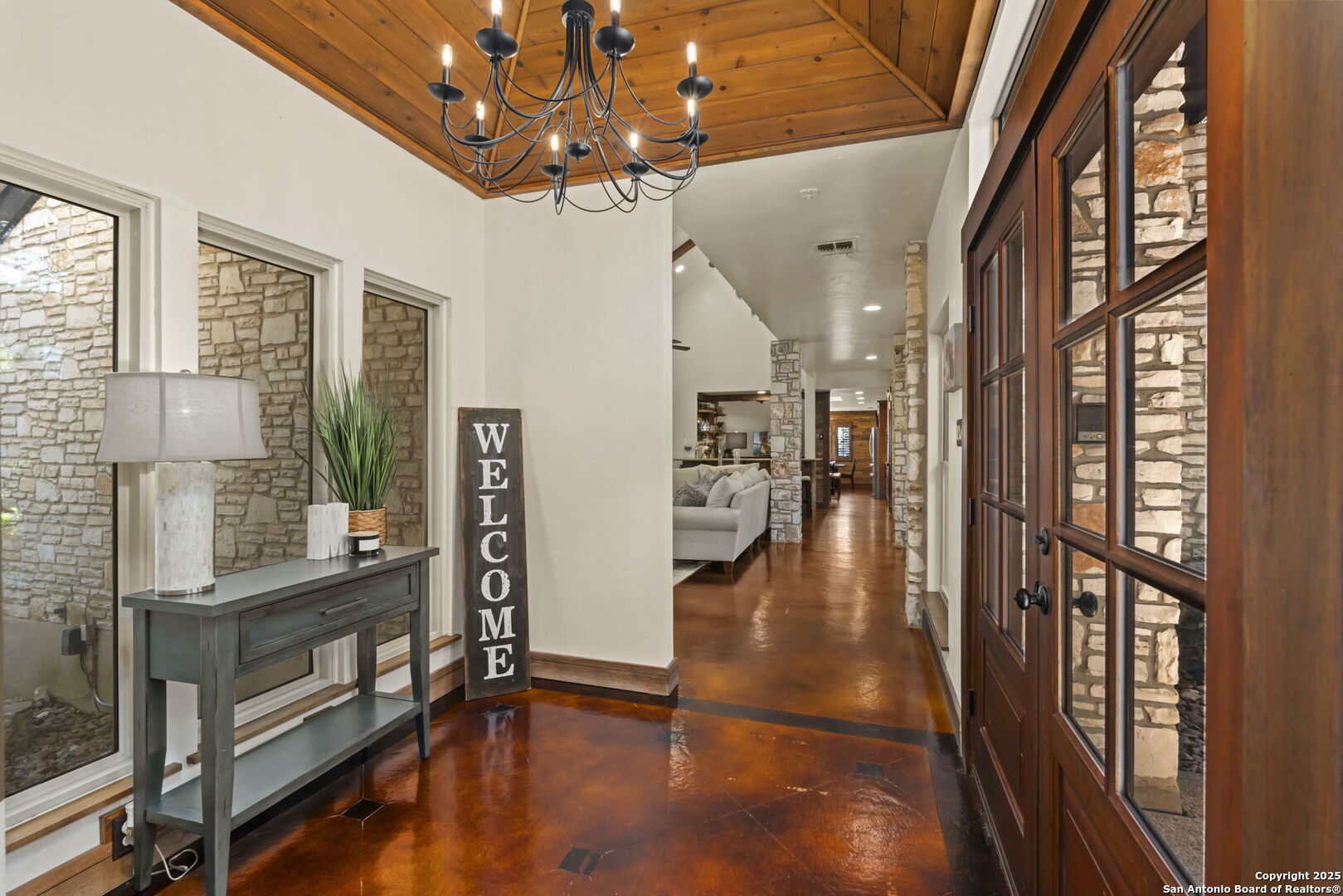 8707 Paisano Pass