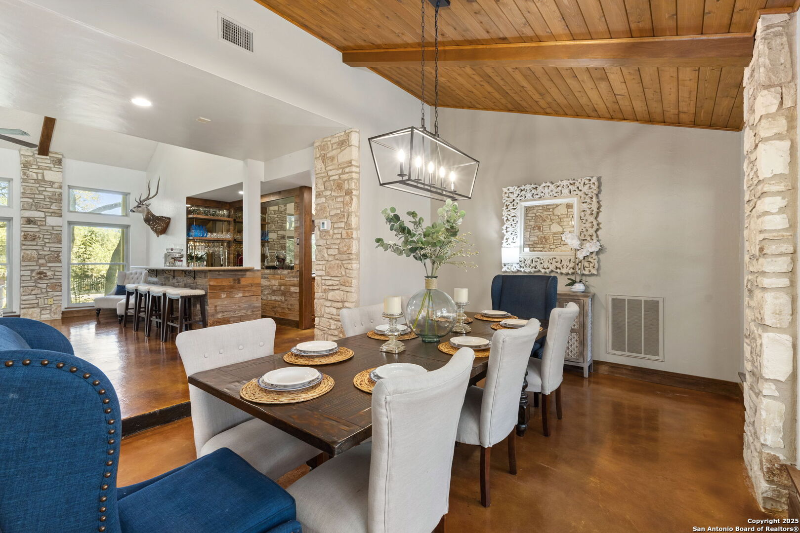8707 Paisano Pass