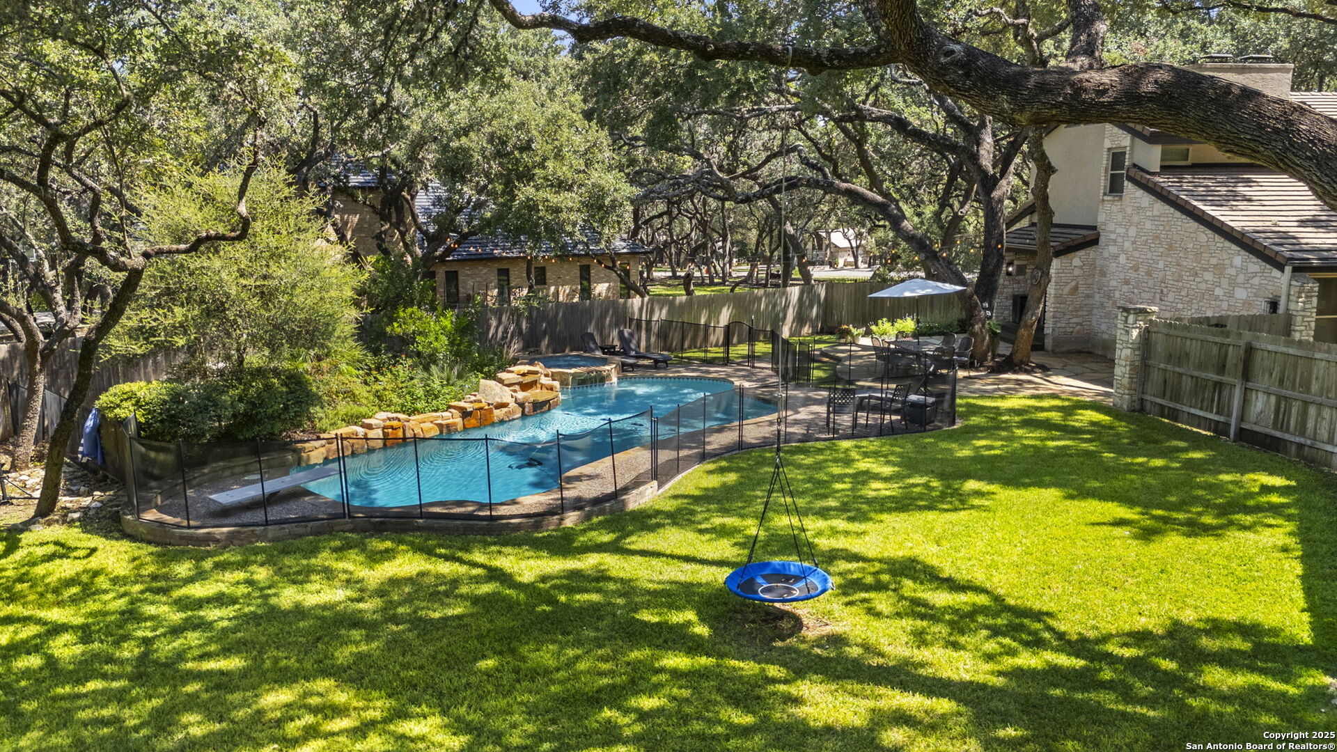 8707 Paisano Pass