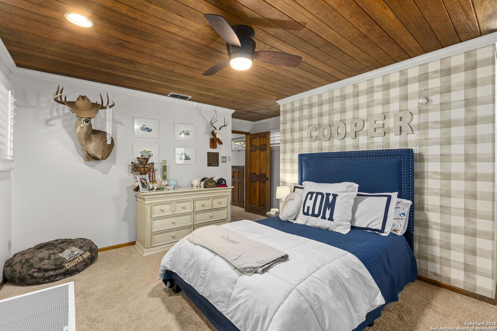 8707 Paisano Pass