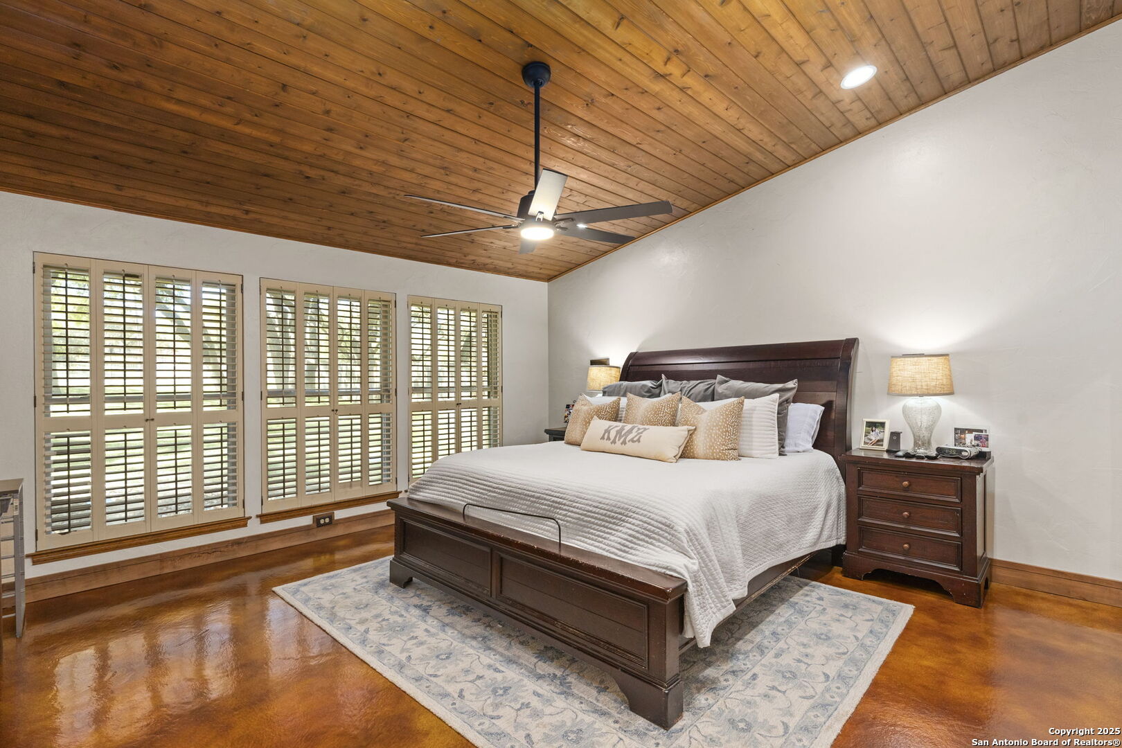 8707 Paisano Pass