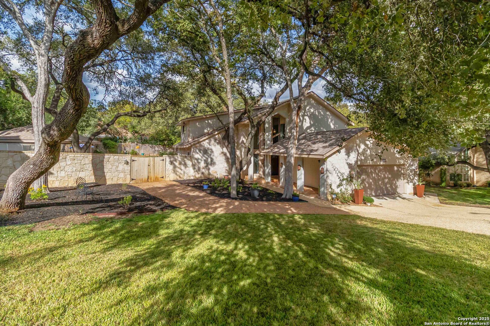 327 Twisted Wood