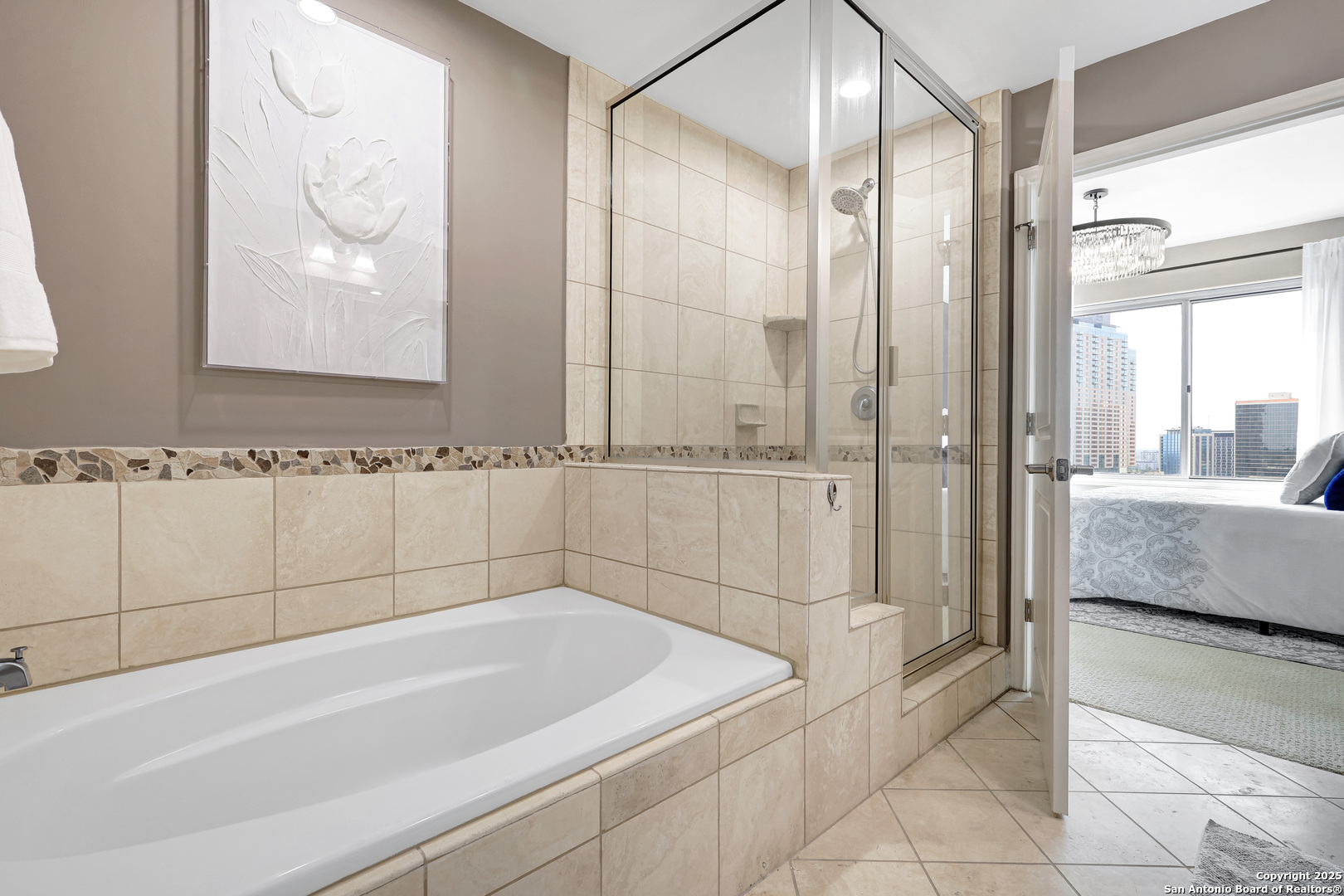 215 Center St Unit: 1307