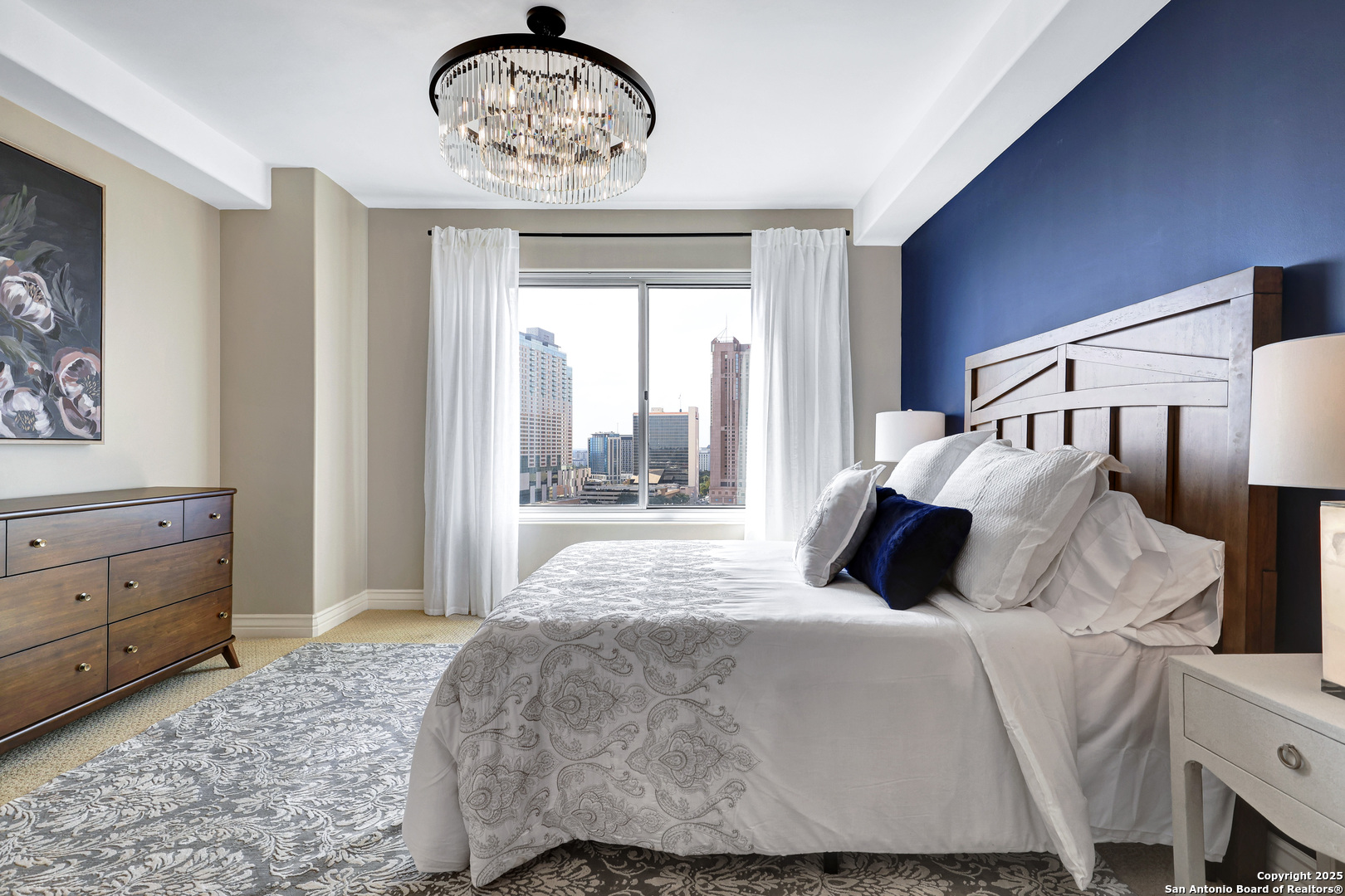 215 Center St Unit: 1307