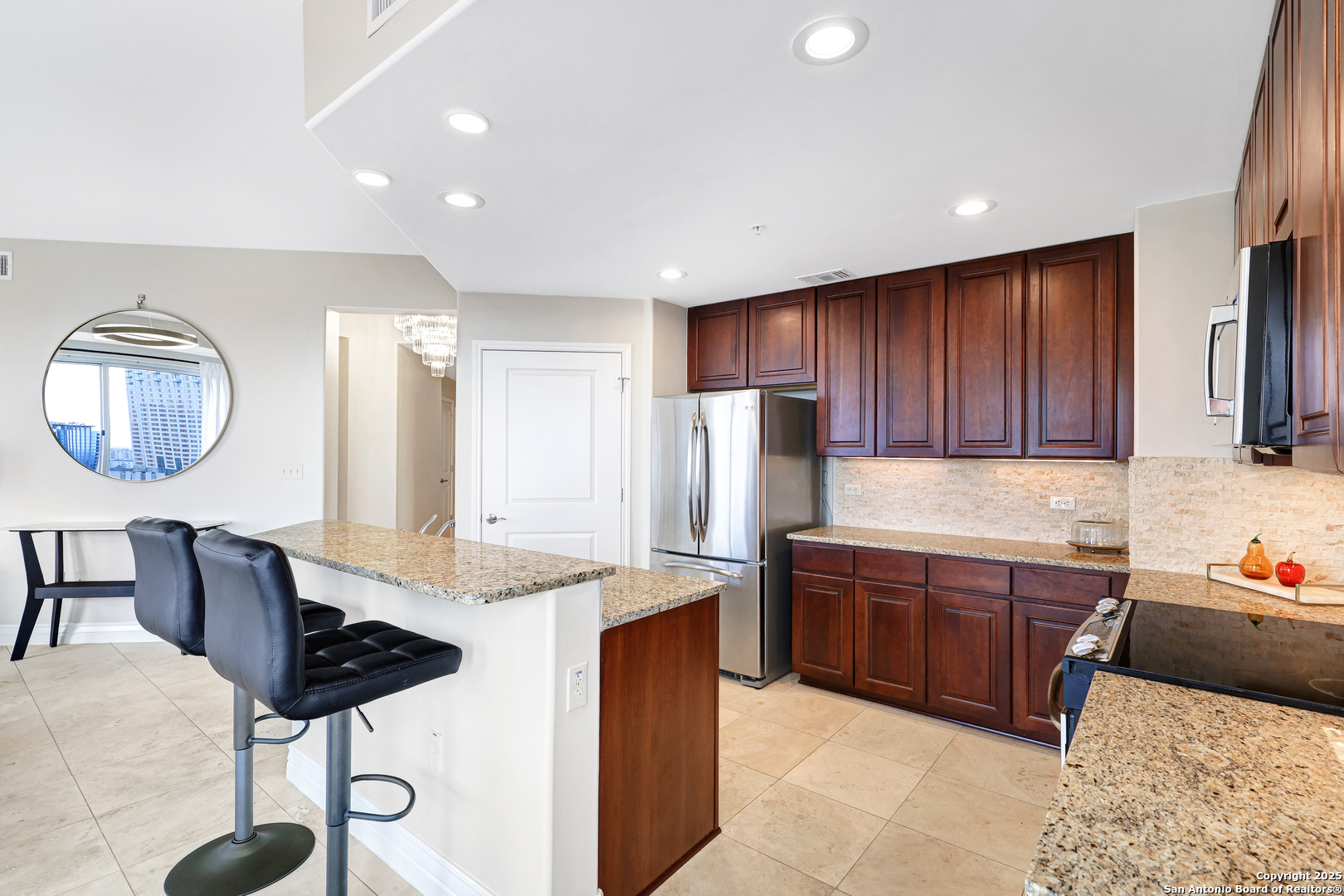 215 Center St Unit: 1307