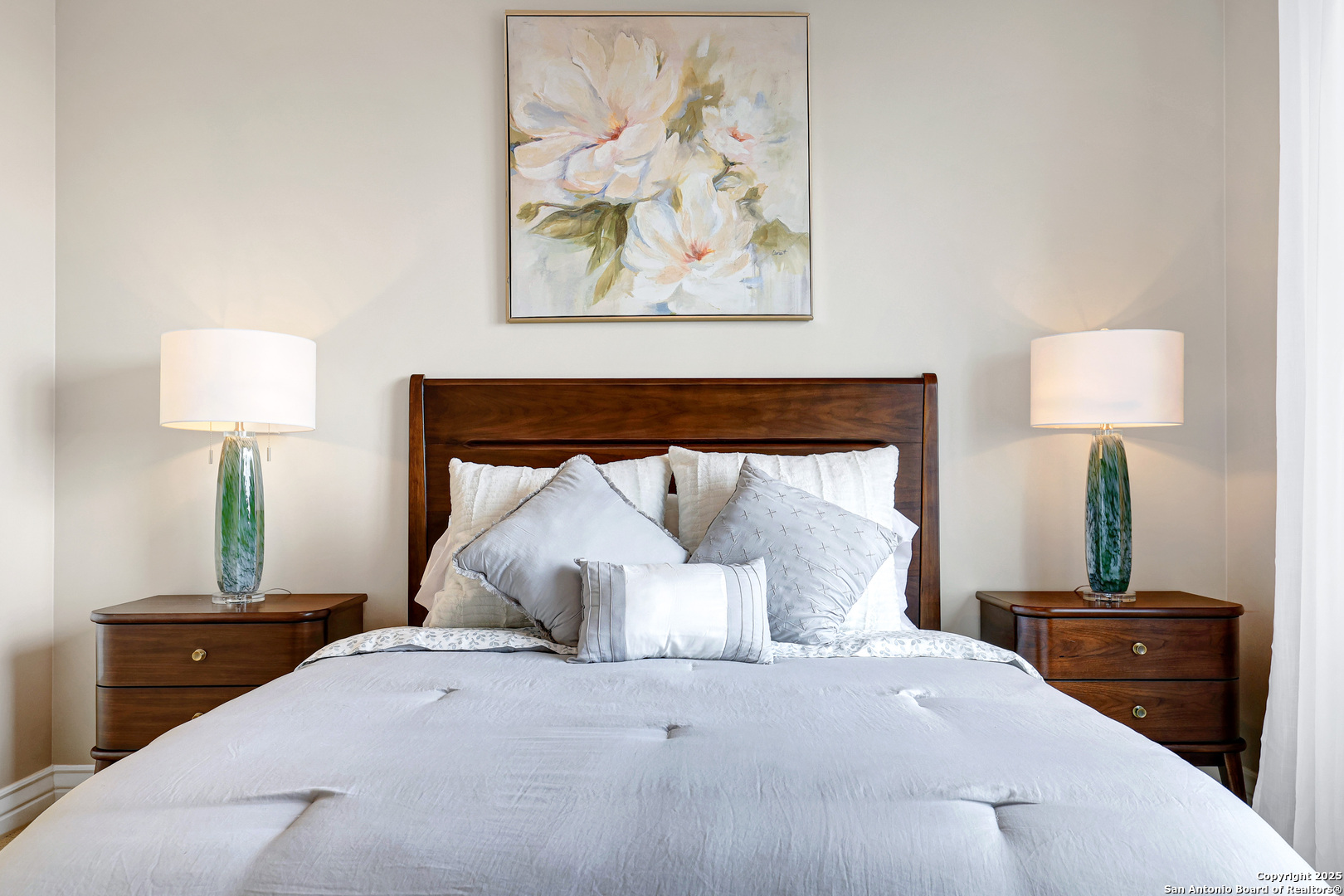 215 Center St Unit: 1307